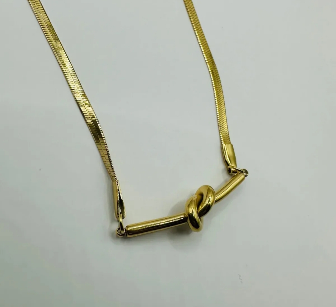 Hediyelik 14K Kaplama Çelik Takı Seçimi: Sevdikleriniz İçin Mükemmel Hediye